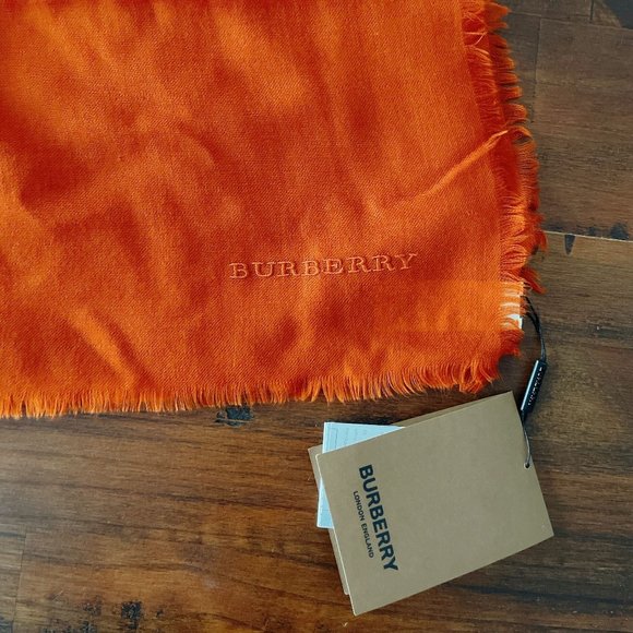 BRAND NEW WITH TAGS - Burberry Burnt Orange Cashmere Scarf - Picture 1 of 4